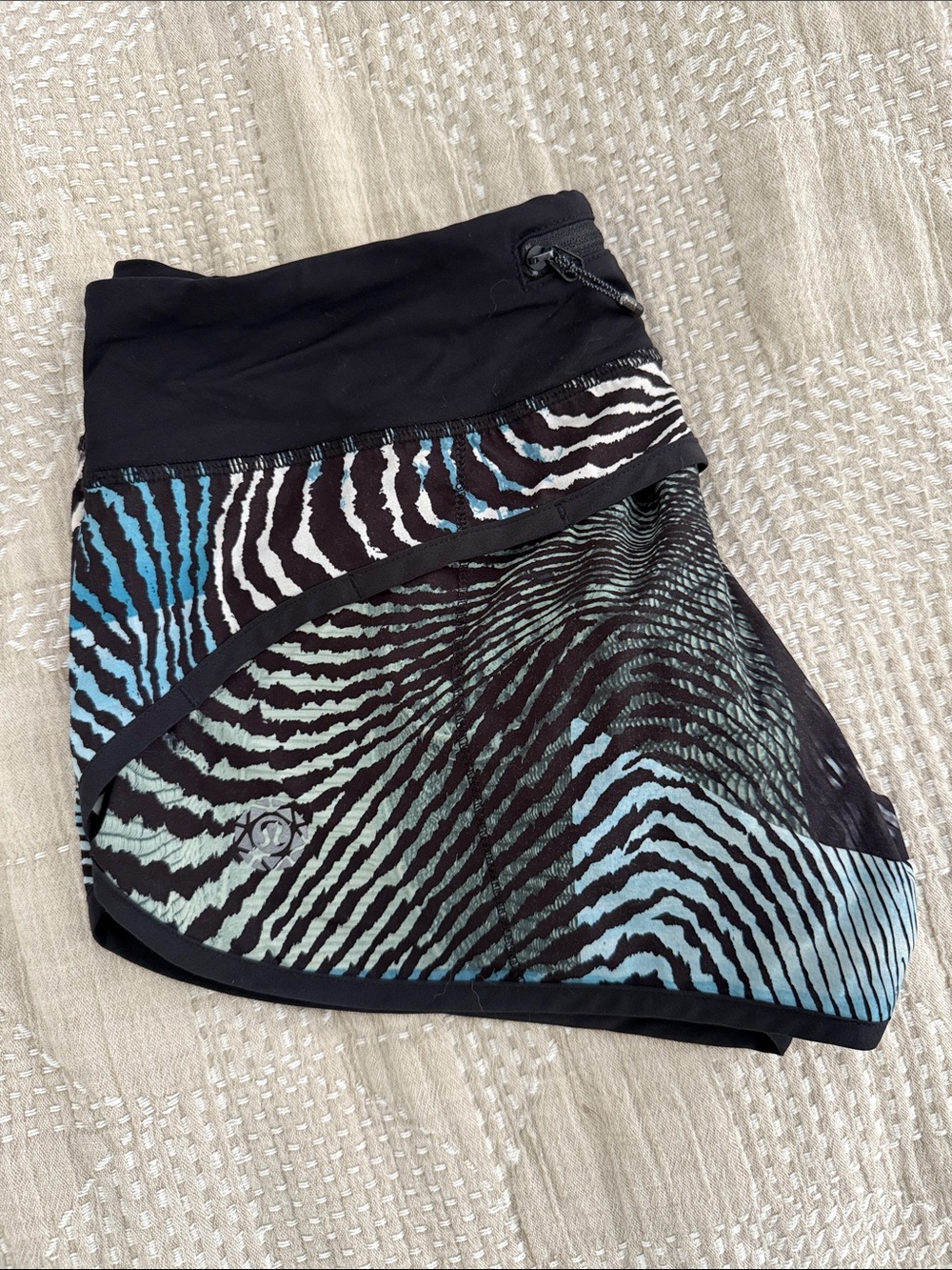 Lululemon SeaWheeze Speed Short Limited Edition 🦓
